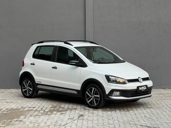 VOLKSWAGEN FOX 1.6 MSI TOTAL FLEX XTREME 4P MANUAL VOLKSWAGEN FOX 1.6 MSI TOTAL FLEX XTREME 4P MANUAL
